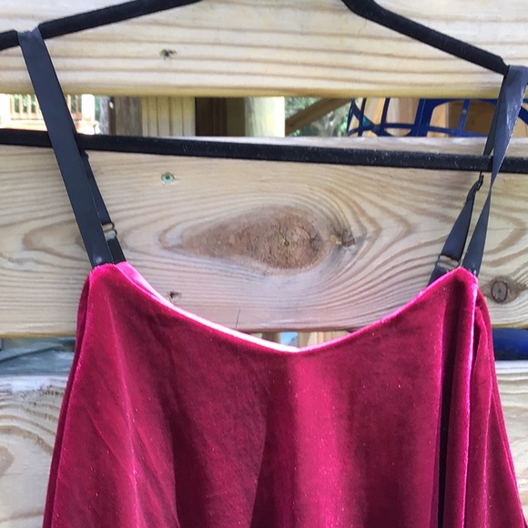 ROMEO & JULIET COUTURE BURGUNDY VELOUR BLACK RIBBON SHOULDER STRAPS MEDIUM - Picture 2 of 14